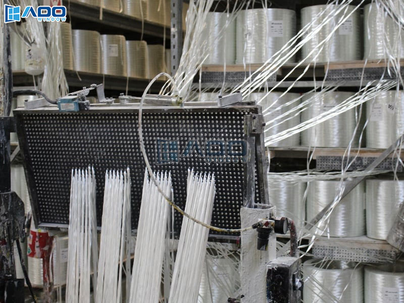 GFRP – Glass Fiber Reinforced Polymer (sợi thủy tinh)